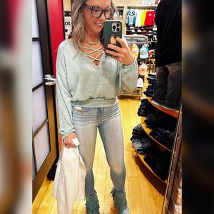 Image from @looks.like.lori on 7 Apr 2023 with caption: I keep hearing that skinny jeans are going out of style but I love them, especially when you have a cute pair of boots to show off. These Buckle Black fit 35 are a staple for your closet, a light wash denim with very little destruction, only around the ankles. #buckledout #bucklestyle #forthestyledlife #bucklejeans #cowprint #croppedblazer #bootieseason buckle #linkinbio to shop my buckle outfits- or comment/message me for links.