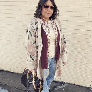 Image from @librabaglover on 7 Apr 2023 with caption: If you love layers like I do! Buckle has so many options and brands that go well together to create that special outfit! #OOTD #buckledout #forthestyledlife #bucklestyle #BKE #gimmicksatbuckle #sterlingandstitch #flyingmonkeyjeans #raybansunglasses #louisvuittonbag #lvspeedy #corralboots