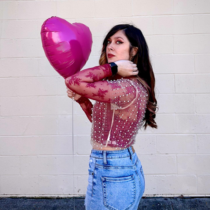 Image from magggssss19 on 14 Feb 2024 with caption: Happy Valentine’s Day 💜🩷 outfit in bio on my link 🔗 🛍️ #forthestyledlife #ForTheStyledLife #buckledout #bucklestyle #valentinesday #galentines buckle